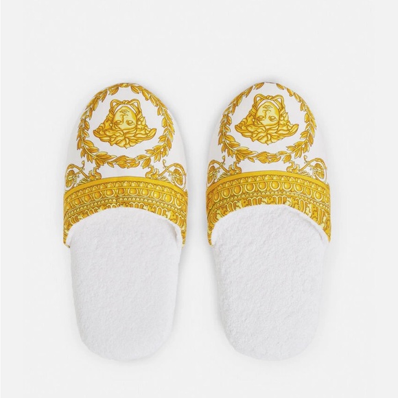 AUTHENTIC and REAL Brand new Versace house slippers UNISEX - Picture 2 of 5
